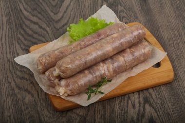 Doğal sosis ızgara için