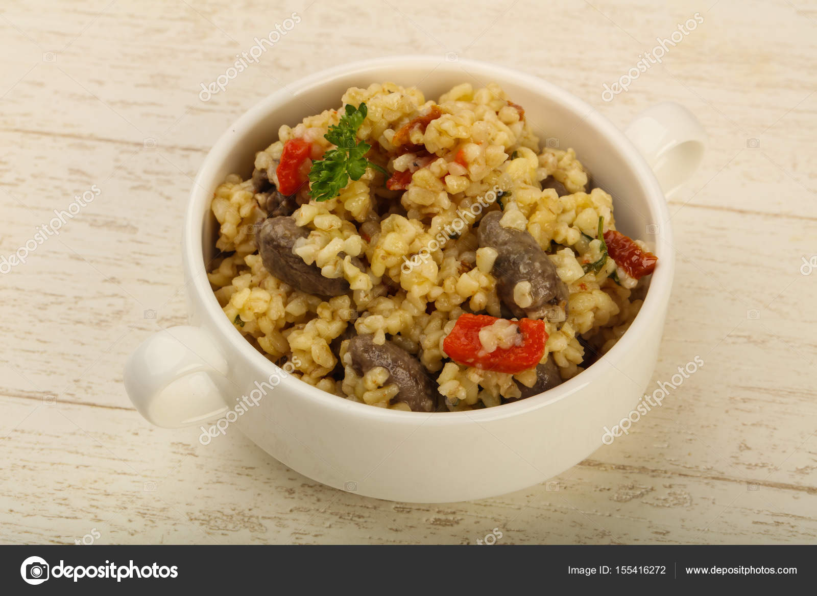 Булгур с куриными сердечками. Булгур с киноа с курицей. Булгур с куриными сердечками. Курица с булгуром аэрофлот. Булгур с сердечками мираторг.