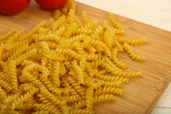 Rohe Fussili für Pasta — Stockfoto