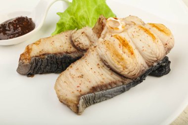 Izgara köpekbalığı biftek