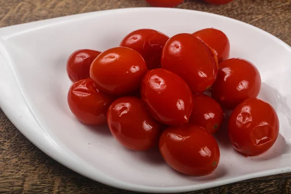 Pomodori ciliegini sottaceto — Foto Stock