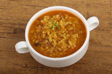 Beyaz Kharcho çorbası 