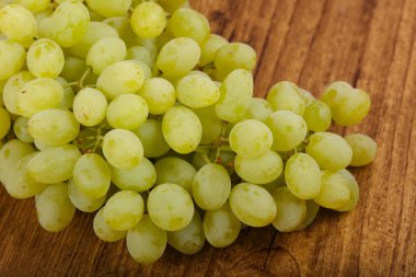 Tatlı sarı üzüm