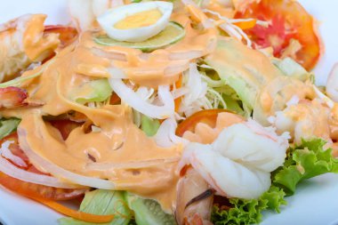 lezzetli karides kokteyl