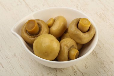 Kabın içinde Marine petrol