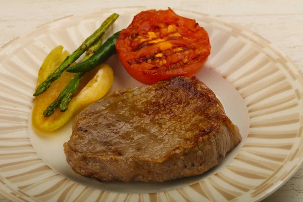 Carne de res a la parrilla — Foto de Stock