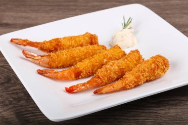 Sarımsak soslu karides tempura