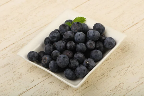 Ripe Blueberry in the bowl — Stock Photo, Image