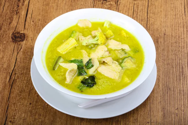 Asian cuisine Green curry — Stock Photo, Image