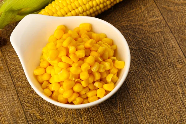 Sweet canned corn — Stock Photo, Image