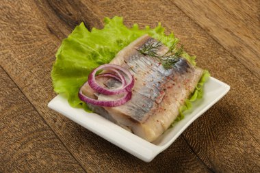 Dilimlenmiş ringa balığı filetosu