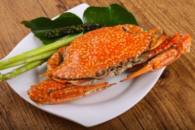 Lezzetli haşlanmış Yengeç