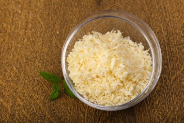 Kabın içinde Hindistan cevizi pul 