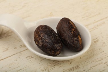 İçin iki Nutmegs mutfak 