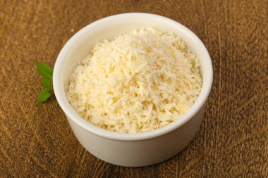 Kabın içinde Hindistan cevizi pul