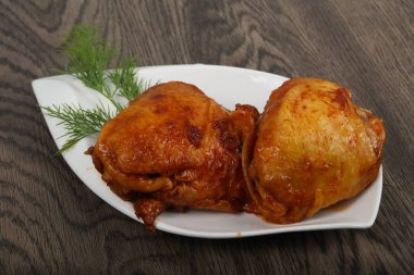 kavrulmuş tavuk uyluk