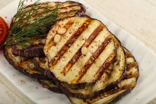 Lekkere gegrilde aubergine — Stockfoto