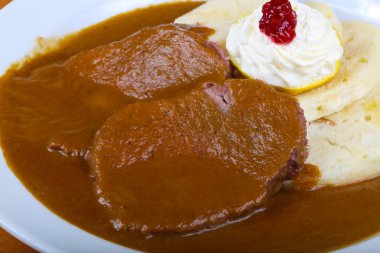 Soslu lezzetli sığır eti