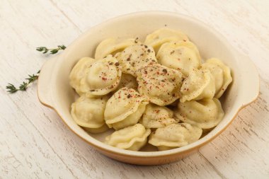 Kabın içinde Rus köfte 