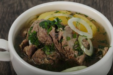 Beyaz et çorbası - Hashlama