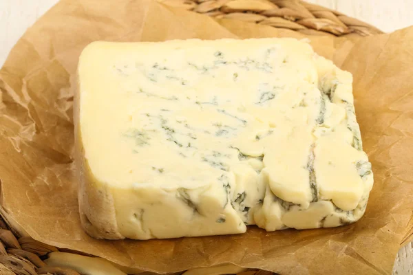 Gorgonzola-Käsescheibe — Stockfoto