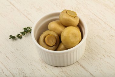 Kabın içinde Marine petrol 