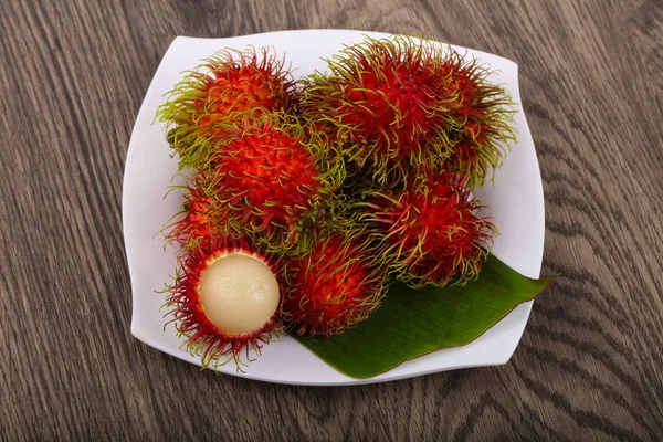 Fresh ripe sweet Rambutan — Stock Photo, Image