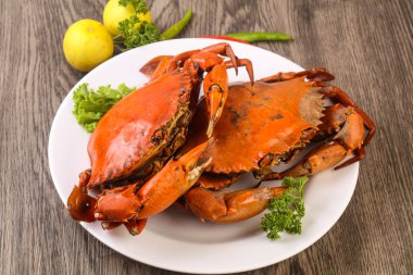 Haşlama yengeç taze ve sıcak