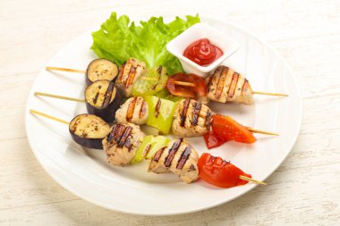 sebze ve tavuk şiş