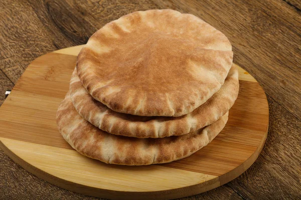 Pide ekmek yığın