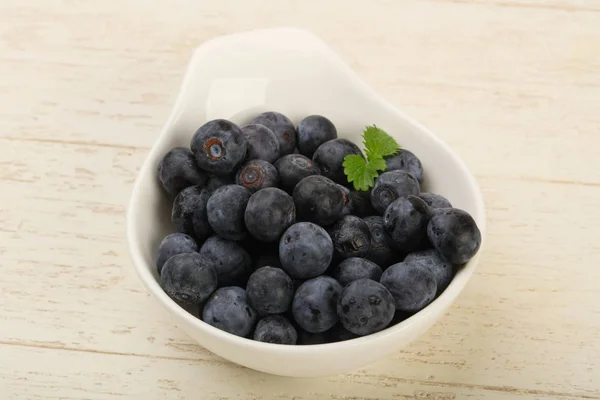 Blueberries in the bowl — Stock Photo, Image