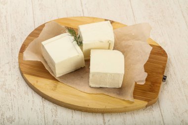 beyaz peynir ile dereotu 