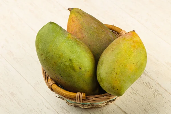 Frutta tropicale Mango — Foto Stock
