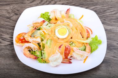 lezzetli karides kokteyl