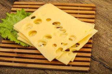 lezzetli dilimlenmiş peynir