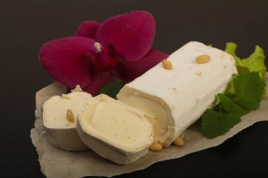 Brie peyniri rulo