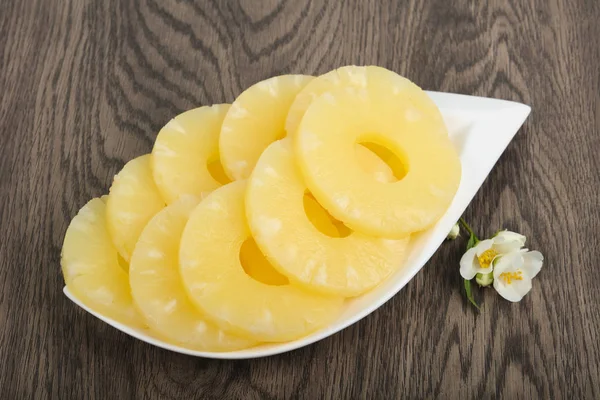 Sweet Canned pineapple — Stock Photo, Image