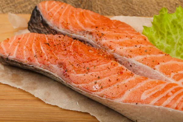 Rauwe zalm segmenten — Stockfoto