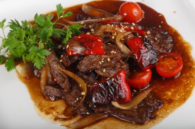 İstiridye soslu biftek.