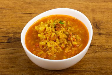 Beyaz Kharcho çorbası