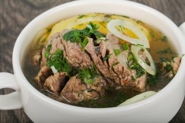 Beyaz et çorbası - Hashlama