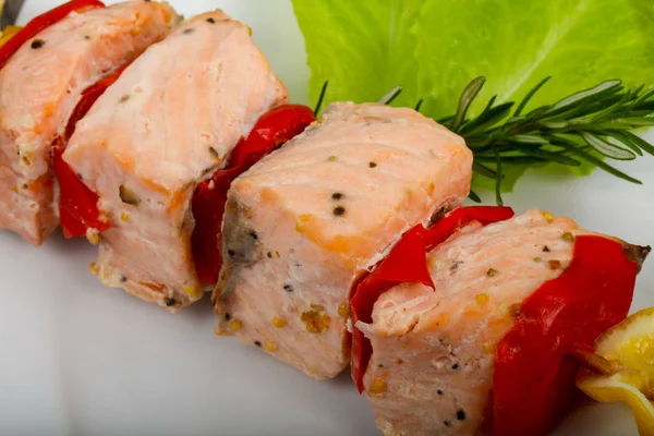 Diyet som balığı şiş