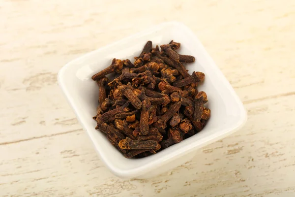 Kabın içinde tohum karanfil