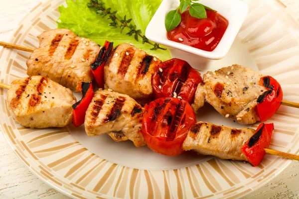 Brochettes de dinde grillée — Photo