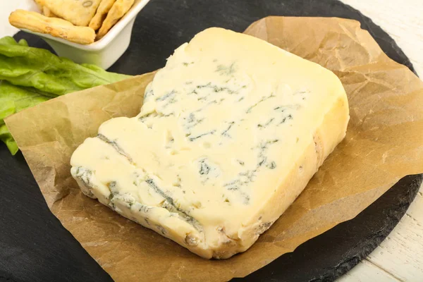 Gorgonzola ost skiva — Stockfoto