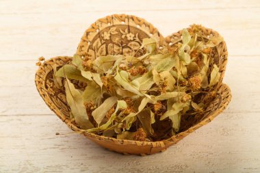 Kurutulmuş linden yığın