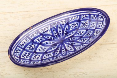 Boş mavi seramik kase