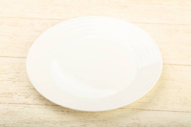 Boş beyaz tabak