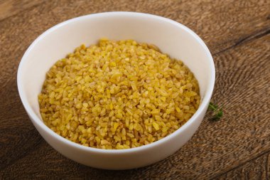 Kabın içinde ham bulgur