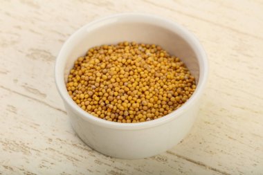 kabın içinde hardal tohumu